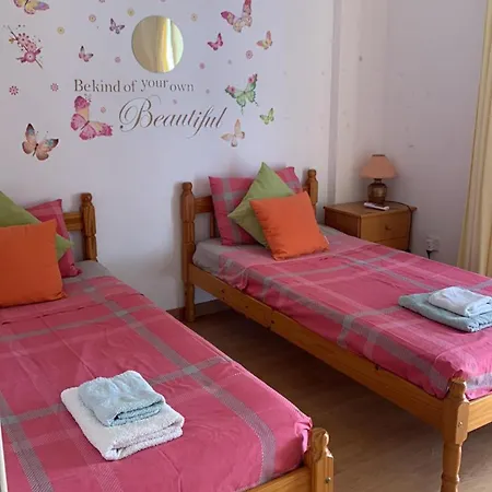 Gorgeous Seaview House Vakantiehuis