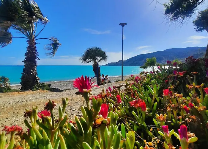 Gorgeous Seaview House