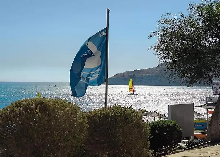 Gorgeous Seaview House 피조우리