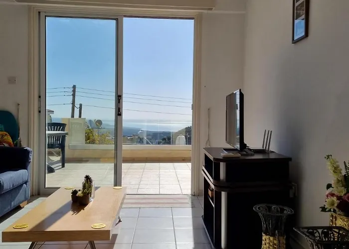 Gorgeous Seaview House *